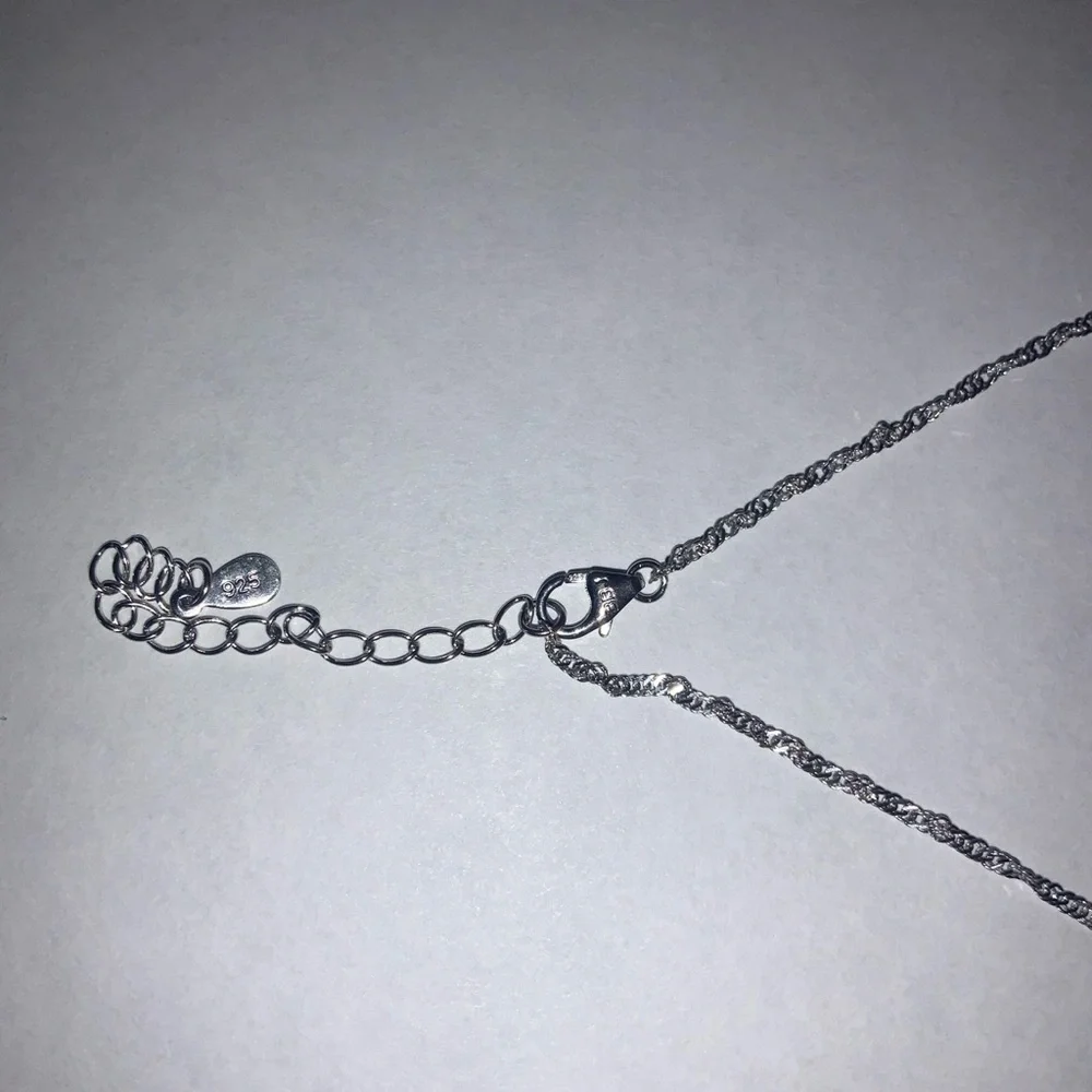 Floral drop pendant - Picture 5 of 5